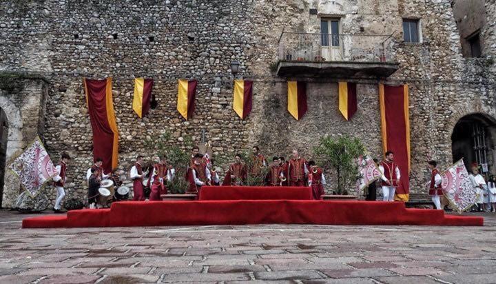 San Giacomo  B&B Il Castello المظهر الخارجي الصورة